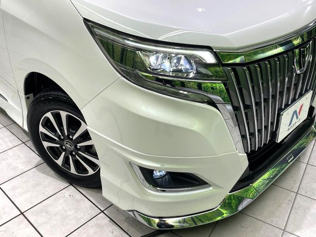 �yLED�w�b�h���C�g�z���V����ԑ��s�����ǍD�Ȏ��E���m�ۂ����S���ĉ^�]�ł��鍂�P�xLED�w�b�h���C�g�𑕔�!�_�����x�������A����d�͂��}�����Ă��܂��B