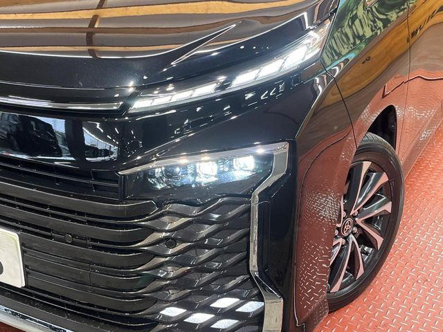 �y�O��LED�w�b�h���C�g�z�X�^�C���b�V���Ȍ����ڂ̎O��LED�w�b�h���C�g�𑕔���X�^�C�������łȂ��A��Ԃ̑��s�����E�ǍD�ň��S���Ă���肢�������܂��B