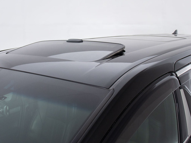 ★サンルーフ★&zwnj;人気装備のサンルーフ装着!開放的な空間をお楽しみいただけます!