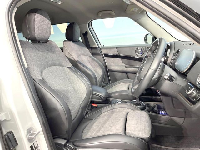 ���V�[�g�̎g�p��:�j��E�ւ�������Ȃ��A�����̒ʂ肫�ꂢ�ȏ�Ԃ��ێ����Ă���܂��B�܂��A�����N���[�j���O�E�R�[�e�B���O�����p�����������܂��B