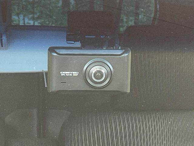 �y�h���C�u���R�[�_�[�z���S�E���S�ȃJ�[���C�t�ɕK�{�̃h���C�u���R�[�_�[�𑕔�!���s���͂������A������^�]�⎖�̂ɑ��������ۂ̏󋵂��f���ŋL�^���A����̃��X�N�ɔ����܂��B