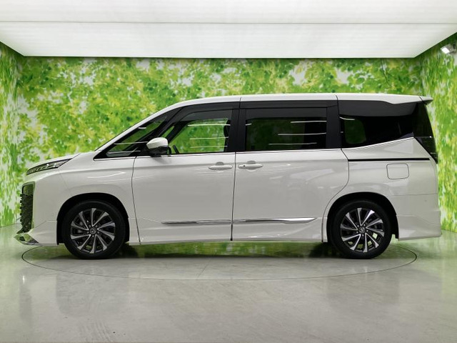 ヴォクシー1.8 ハイブリッド S-Z