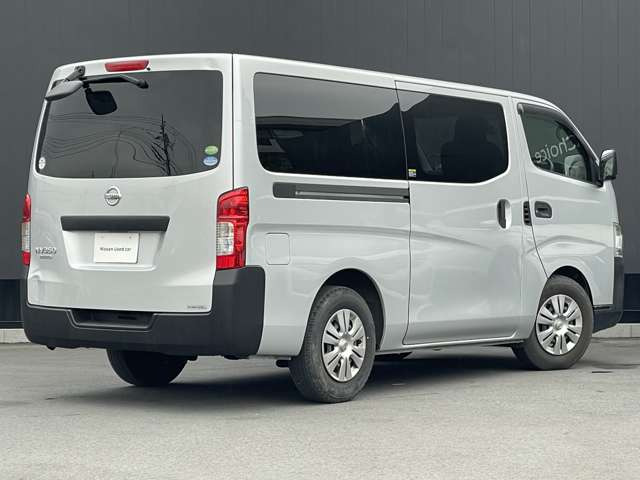 NV350キャラバン2.0 DX ロング