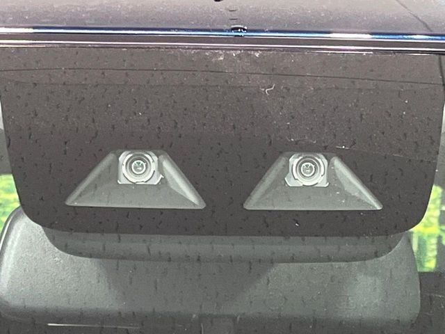 �y�X�}�[�g�A�V�X�g�z���s���ɑO���̎ԗ�����F�����A�Փ˂������Ȏ��͌x��ƃu���[�L�ŏՓˉ���Ɣ�Q�y�����A�V�X�g�B�����S�Ƀh���C�u�����y���݂��������܂��B