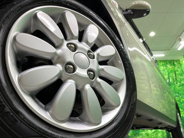 �y����14�C���`�A���~�z�C�[���z�O�ςɃ}�b�`���������A���~�z�C�[���𑕒����Ă���܂��B�e��ЊO�A���~�z�C�[����A�X�^�b�h���X�^�C�����戵�����Ă���܂��B���񂲑��k����������