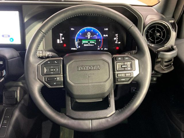 �y�����v�����X�e�A�����O�z�㎿�Ȋv���g�p���邱�ƂŁA��ɂ����������݂ƂĂ��^�]���₷���n���h���ł���