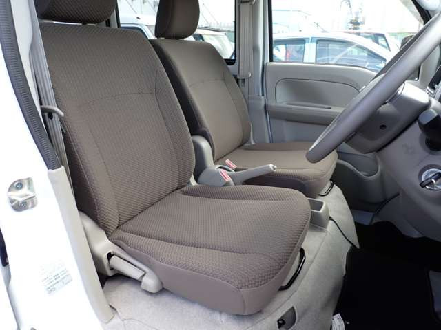 �t�����g�V�[�g����ԗǍD�ł���B�傫�ȉ�����Ȃ��A����S�n�������ł���B