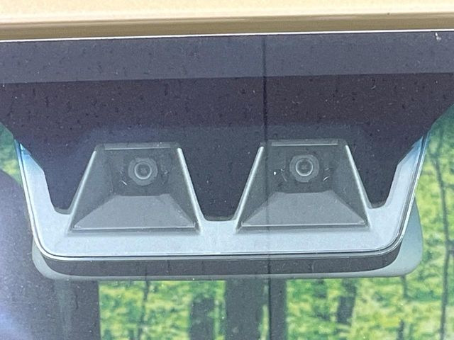 �y�X�}�[�g�A�V�X�g�z���s���ɑO���̎ԗ�����F�����A�Փ˂������Ȏ��͌x��ƃu���[�L�ŏՓˉ���Ɣ�Q�y�����A�V�X�g�B�����S�Ƀh���C�u�����y���݂��������܂��B