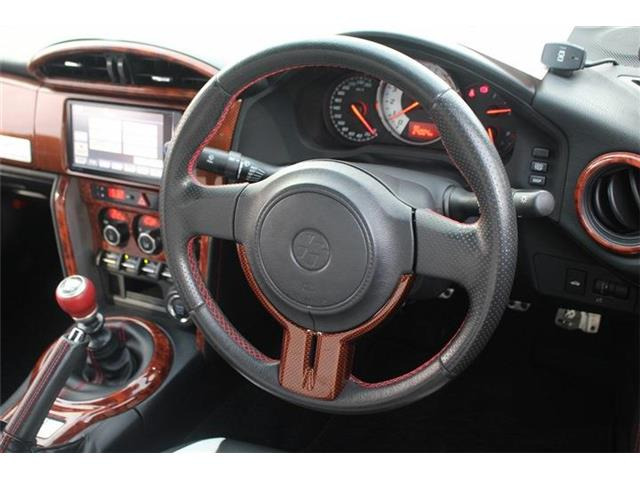 ���Ǝҗl�ւ̔̔��͂��f�肳���Ă��������܂��B �Ԍ������ԗ��̏ꍇ�́A�Ԍ����擾�������x�������z�ŕ\�����Ă���܂��B