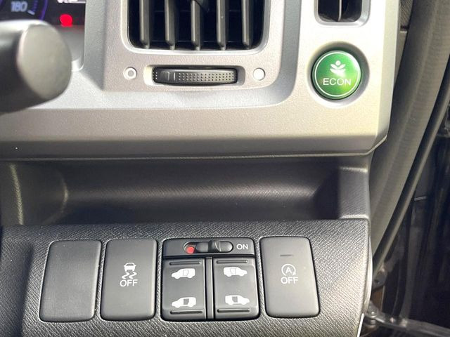 �y�����p���[�X���C�h�h�A�z�X�}�[�g�L�[��^�]�Ȃ̃X�C�b�`�Ō�ȗ����X���C�h�h�A�̊J���\���d��������͂����ăh�A���J����K�v�������A�����Ȃ��q�l�ł��ȒP�ɊJ���߂ł����K�ł���