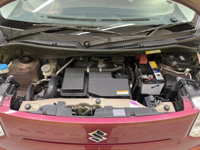 大好評を頂いておりますボディの弾スプラッシュコートも好評受付中。通常のガラスコートと異なる、耐久年数6年の無機質ガラスコーティングが、ボディをキレイな状態に保ってくれます。