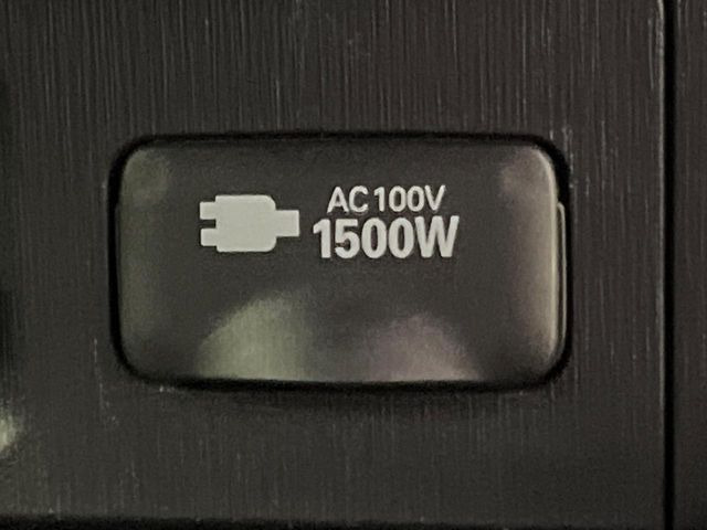 �y1500W�A�N�Z�T���[�R���Z���g�z����d��1500W�܂ł̉Ɠd���g���܂��B�L�����v��X�|�[�c�E�A�E�g�h�A�ł̃A�N�e�B�r�e�B�͂������A�ЊQ�E��d�̍ۂɑ劈���