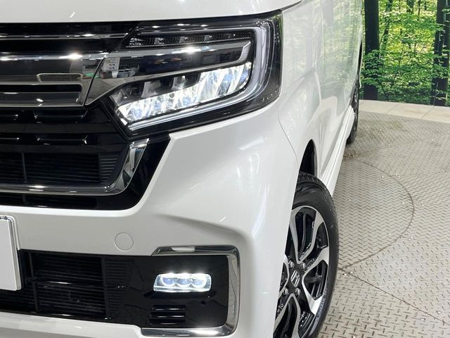 �yLED�w�b�h���C�g�z���V����ԑ��s�����ǍD�Ȏ��E���m�ۂ����S���ĉ^�]�ł��鍂�P�xLED�w�b�h���C�g�𑕔�!�_�����x�������A����d�͂��}�����Ă��܂��B