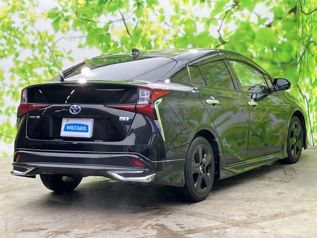 プリウス1.8 S ツーリングセレクション ブラックエディション