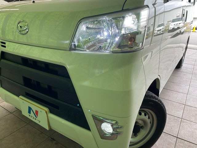 �yLED�w�b�h���C�g�z���V����ԑ��s�����ǍD�Ȏ��E���m�ۂ����S���ĉ^�]�ł��鍂�P�xLED�w�b�h���C�g�𑕔�!�_�����x�������A����d�͂��}�����Ă��܂��B