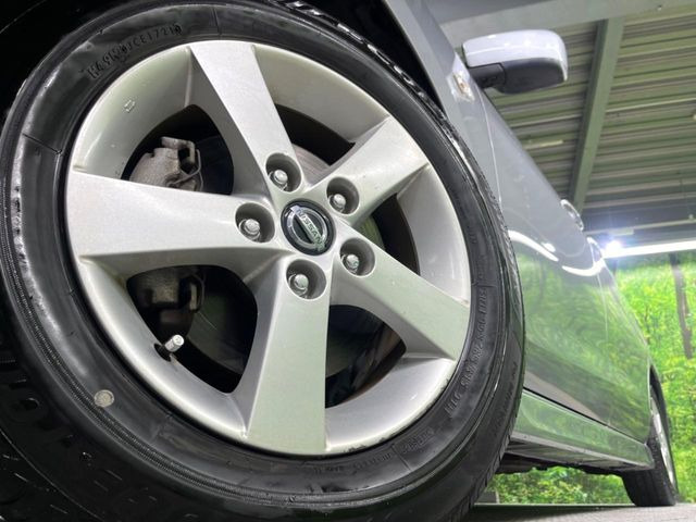 �y����15�C���`�A���~�z�C�[���z�O�ςɃ}�b�`���������A���~�z�C�[���𑕒����Ă���܂��B�e��ЊO�A���~�z�C�[����A�X�^�b�h���X�^�C�����戵�����Ă���܂��B���񂲑��k����������