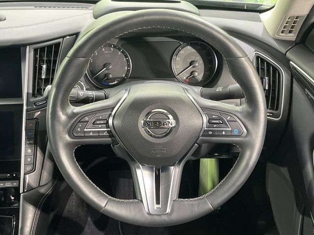 �y�����v�����X�e�A�����O�z�㎿�Ȋv���g�p���邱�ƂŁA��ɂ����������݂ƂĂ��^�]���₷���n���h���ł���