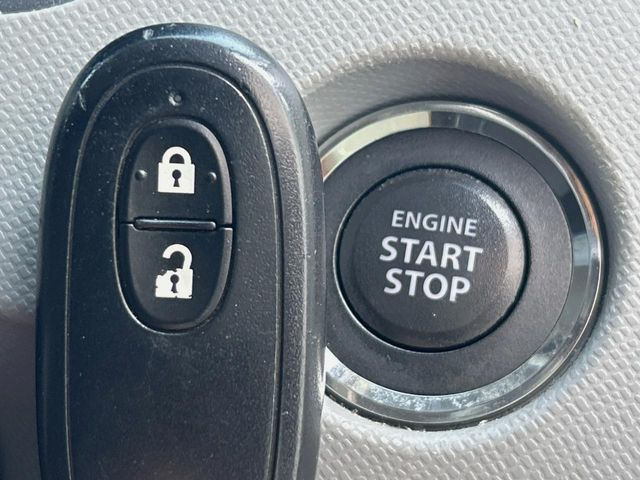 �y�L�[���X�X�^�[�g�V�X�e���z�J�o����|�P�b�g�ɓ��ꂽ�܂܂ł��h�A�̎{���E�������\�ȃX�}�[�g�L�[�𑕔��B�G���W���̃I���E�I�t�����J�M�����o���K�v����������Ƃ��Ă��֗��ł���