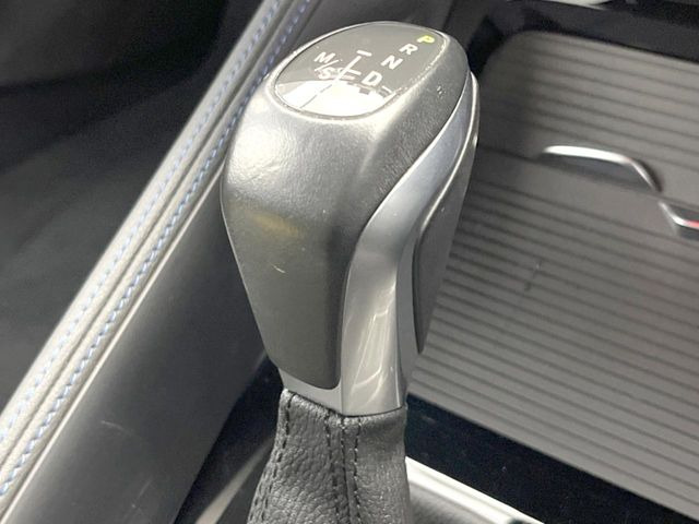 ��MT���[�h�t��AT:�ʏ�͎����ł����Ȃ���ϑ�(�M�A�`�F���W)���h���C�o�[�̑���ɂ���ĈӐ}�I�ɕς�����V�X�e���ł��B����w���i�̃h���C�u�����y���݂��������܂�!