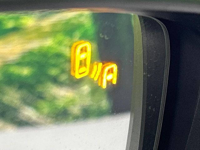 �y�u���C���h�X�|�b�g���j�^�����O�z���s���A�h�A�~���[�̎��p�ɂȂ�₷���ӏ��Ɍ㑱�Ԃ��ڋ߂���ƃT�C�h�~���[�t�߂Ɍx����\���A�h���C�o�[�ɒ��ӊ��N�����Ă���܂��B