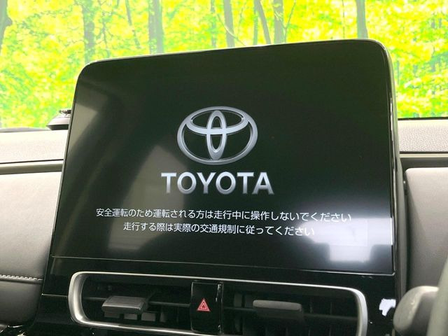 �y10.5�C���` �f�B�X�v���C�I�[�f�B�I�z���ʂ̃f�B�X�v���C��AppleCarPlay��AndroidAuto�����p�\�B�傫�ȉ�ʂŃX�}�z�i�r�A�v���������p���������܂���