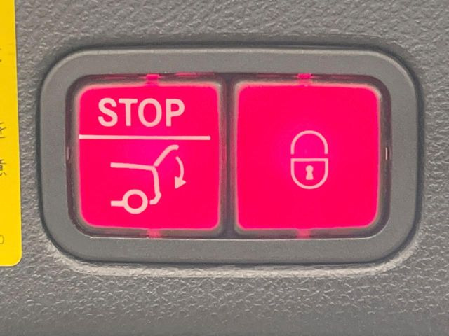 ���d�����A�Q�[�g:�����^�b�`�Ń��A�Q�[�g�̊J���ł��A�ו��Ȃǂŗ��肪�ǂ����Ă����Ԃł��ȒP�ɊJ���ł���֗��@�\�ł��B