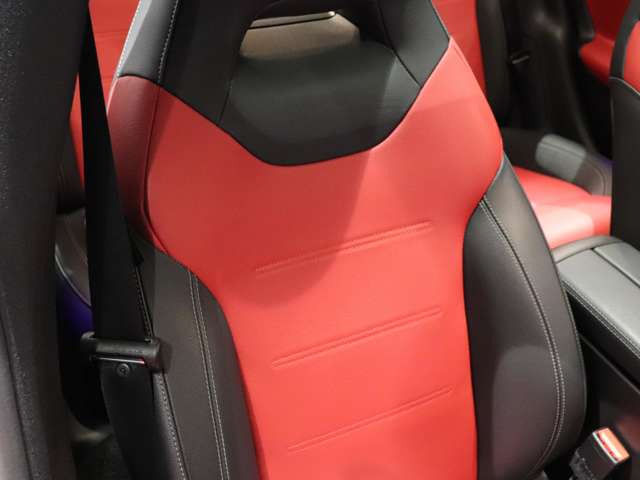 CLAクラスCLA250 4マチック AMGラインパッケージ 4WD