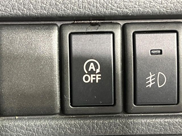 �y�A�C�h�����O�X�g�b�v�z�ԐM����a�؂Œ�Ԃ����ۂɃG���W�����~���A���ʂȔR���̏����}���܂��B�R��������ی�ɂȂ���@�\��G���W���̓u���[�L�𗣂��΍Ďn�����܂��B