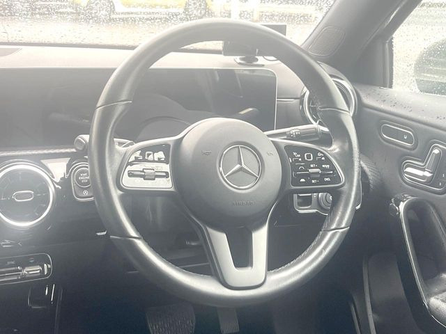 ���n���h�����̃X�������Ȃ��A���ꂢ�ȏ�Ԃ��ێ����Ă���܂��B�e�X�C�b�`���̓�����m�F�ς݂ł��B