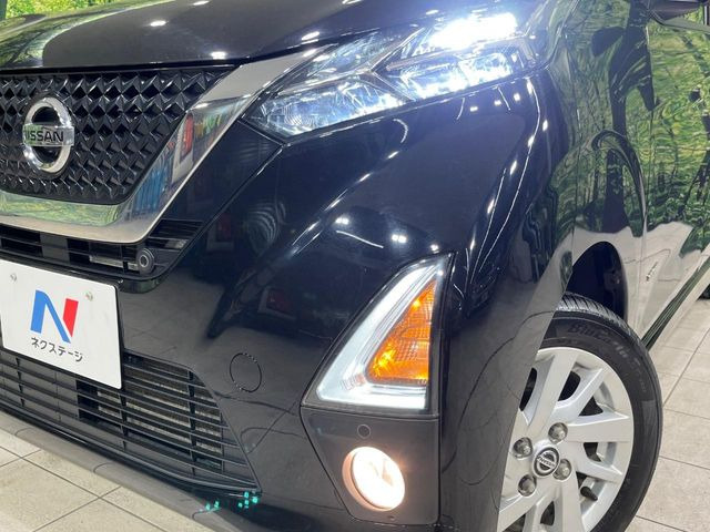 �yLED�w�b�h���C�g�z���V����ԑ��s�����ǍD�Ȏ��E���m�ۂ����S���ĉ^�]�ł��鍂�P�xLED�w�b�h���C�g�𑕔�!�_�����x�������A����d�͂��}�����Ă��܂��B