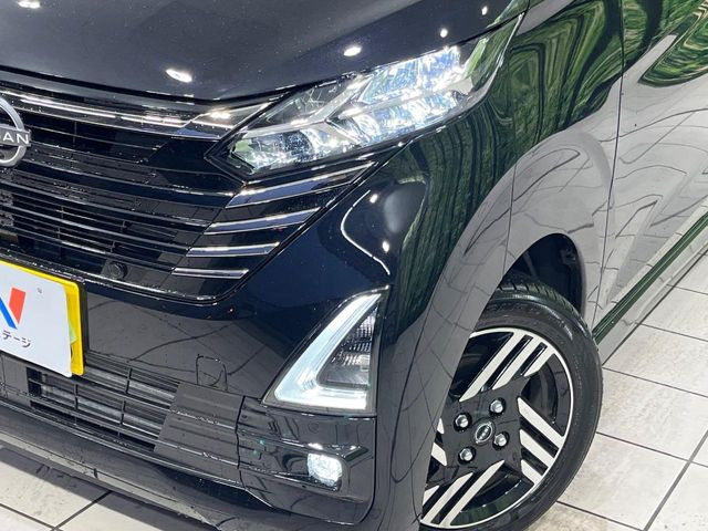 �yLED�w�b�h���C�g�z���V����ԑ��s�����ǍD�Ȏ��E���m�ۂ����S���ĉ^�]�ł��鍂�P�xLED�w�b�h���C�g�𑕔�!�_�����x�������A����d�͂��}�����Ă��܂��B