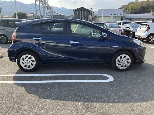 アクア1.5 S スタイルブラック