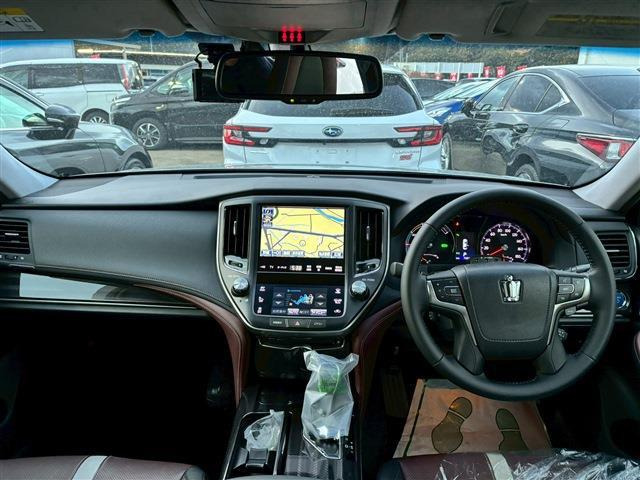 クラウンアスリートハイブリッド 2.5 S ブラックスタイル