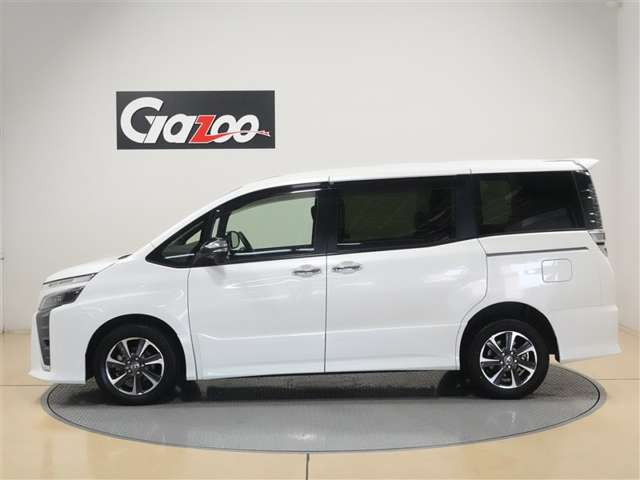 ヴォクシー2.0 ZS 煌III 4WD