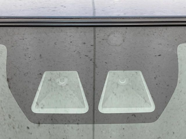 �y�X�}�[�g�A�V�X�g�z���s���ɑO���̎ԗ�����F�����A�Փ˂������Ȏ��͌x��ƃu���[�L�ŏՓˉ���Ɣ�Q�y�����A�V�X�g�B�����S�Ƀh���C�u�����y���݂��������܂��B