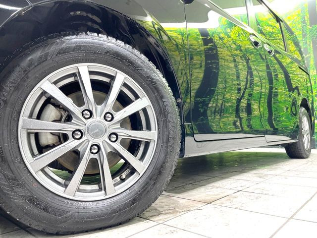 �y15�C���`�A���~�z�C�[���z�O�ςɃ}�b�`�����A���~�z�C�[���𑕒����Ă���܂��B�e��A���~�z�C�[����A�X�^�b�h���X�^�C�����戵�����Ă���܂��B���񂲑��k����������