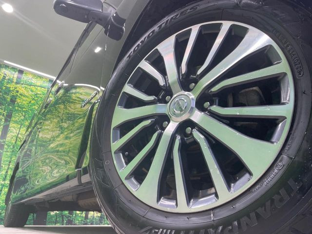 �y����16�C���`�A���~�z�C�[���z�O�ςɃ}�b�`���������A���~�z�C�[���𑕒����Ă���܂��B�e��ЊO�A���~�z�C�[����A�X�^�b�h���X�^�C�����戵�����Ă���܂��B���񂲑��k����������