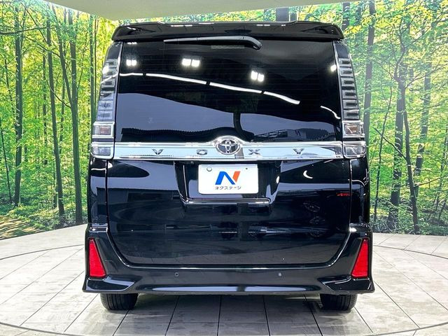 安心の最長10年・走行無制限保証(有償)をご用意。保証内容も充実はもちろん、無料点検&オイル交換や、年中無休の全国・24時間ロードサービスも付帯されておりますのでご安心下さい。