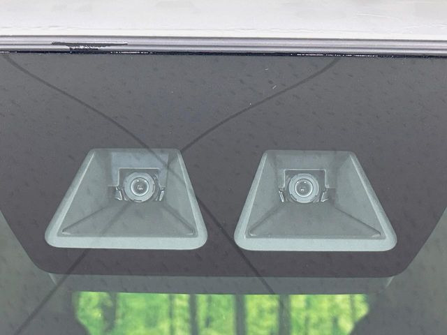 �y�X�}�[�g�A�V�X�g�z���s���ɑO���̎ԗ�����F�����A�Փ˂������Ȏ��͌x��ƃu���[�L�ŏՓˉ���Ɣ�Q�y�����A�V�X�g�B�����S�Ƀh���C�u�����y���݂��������܂��B