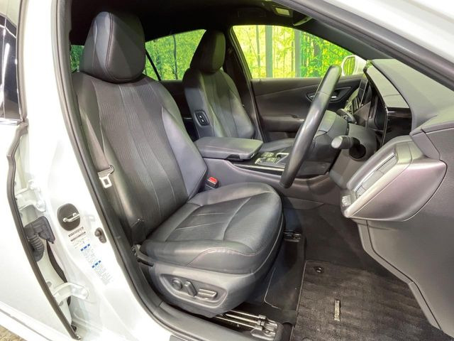 �y�n�[�t���U�[�V�[�g�z�������ƍ���S�n�𗼗������l�C�̃V�[�g���w�ʁE���ʂ̃t�@�u���b�N�f�ނ́A�ʋC���̗ǂ��⊊��ɂ����ɗD��Ă��܂��B�C���╞���ɍ��E���ꂸ���K�ɂ���肢�������܂��B