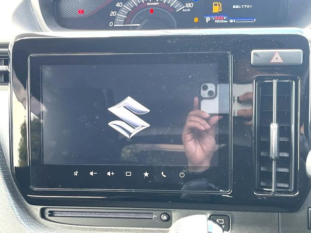 �y�����i�r�z�l�C�̏����i�r�𑕔����Ă���܂��B�i�r�̎g���₷���͂������A�I�[�f�B�I�@�\���[��!�L�����v�◷�s�͂������A�ʋ΂┃�����ȂǕ��i�̃h���C�u���y�����Ȃ�͂���