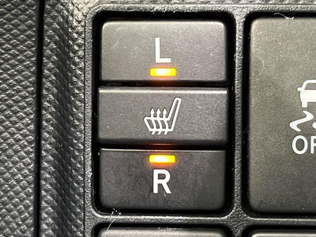 【シートヒーター】寒い日に重宝するシートヒーター!エアコンより早く温まってくれるので寒がりの人も安心ですね♪エアコンの温風は乾燥するから苦手、という方にもをおすすめです。