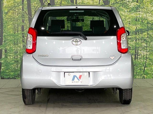 安心の最長10年・走行無制限保証(有償)をご用意。保証内容も充実はもちろん、無料点検&オイル交換や、年中無休の全国・24時間ロードサービスも付帯されておりますのでご安心下さい。