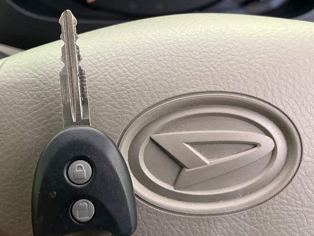 �y�L�[���X�z�������ꂽ�ꏊ����ł��{�^����Ńh�A�̊J���E�{�����ł���̂łƂ��Ă��֗�!�h�A�̌�������ɏ������邱�Ƃ�����܂����