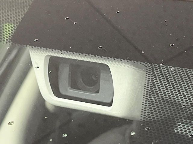 �y�A�C�T�C�gVer3�z�O���̎ԗ��������m���A�Փ˂������Ȏ��͌x��Œ��ӂ𑣂��A�u���[�L�𓥂ޗ͂��T�|�[�g�B�u���[�L�𓥂߂Ȃ������ꍇ�͏Փ˔�Q�y���u���[�L���쓮�A�Փˉ�����T�|�[�g���܂��B