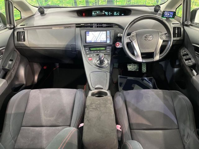 プリウス1.8 S ツーリングセレクション G's