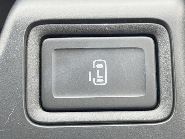 �y�p���[�X���C�h�h�A�z�X�}�[�g�L�[��^�]�Ȃ̃X�C�b�`�ŃX���C�h�h�A�̊J���\���d��������͂����ăh�A���J����K�v�������A���������q�l�ł��A�d���ו��������Ă��鎞�����N�ɊJ���߂ł��܂���