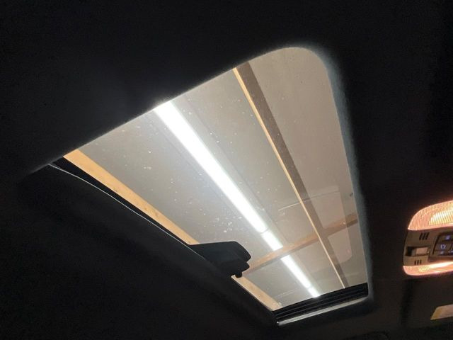 �y�T�����[�t�z�{�^���ЂƂŊJ�\!�J���������Ղ�̃T�����[�t����������Ă��܂�!�ԓ��ɖ�����������ꂽ��i�F���y���ވȊO�ɂ��A�ԓ��̋�C���ȒP�Ɋ��C�\!