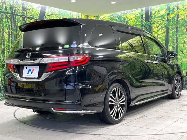 ☆全国のネクステージからお取り寄せが可能※!遠方の店舗に展示してあるクルマが気になる場合も、最寄りの店舗でご覧いただくことが可能です!是非私たちに要望をお聞かせください!※別途費用