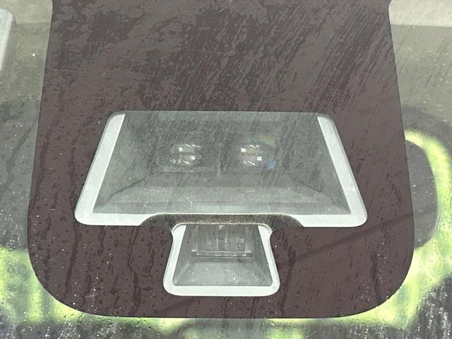 �y�C���e���W�F���g�G�}�[�W�F���V�[�u���[�L�z�t�����g�J�����őO���̎ԗ�����s�҂����m�B�Փ˂������Ȏ��͏Փ˔�Q�y���u���[�L���쓮�A�Փˉ�����T�|�[�g�B�����S�Ƀh���C�u�����y���݂��������܂��B